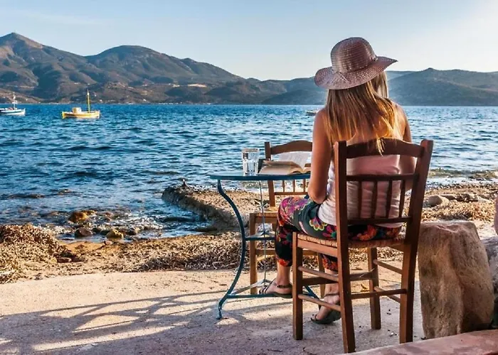 Dream Boathouse Klima (Milos)