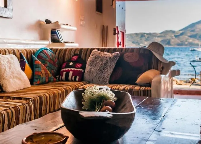 Dream Boathouse * Klima (Milos)